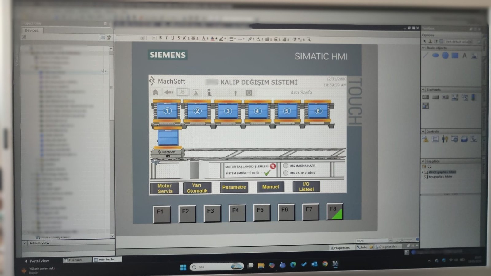 TIA Portal engineering workspace used for HMI design
