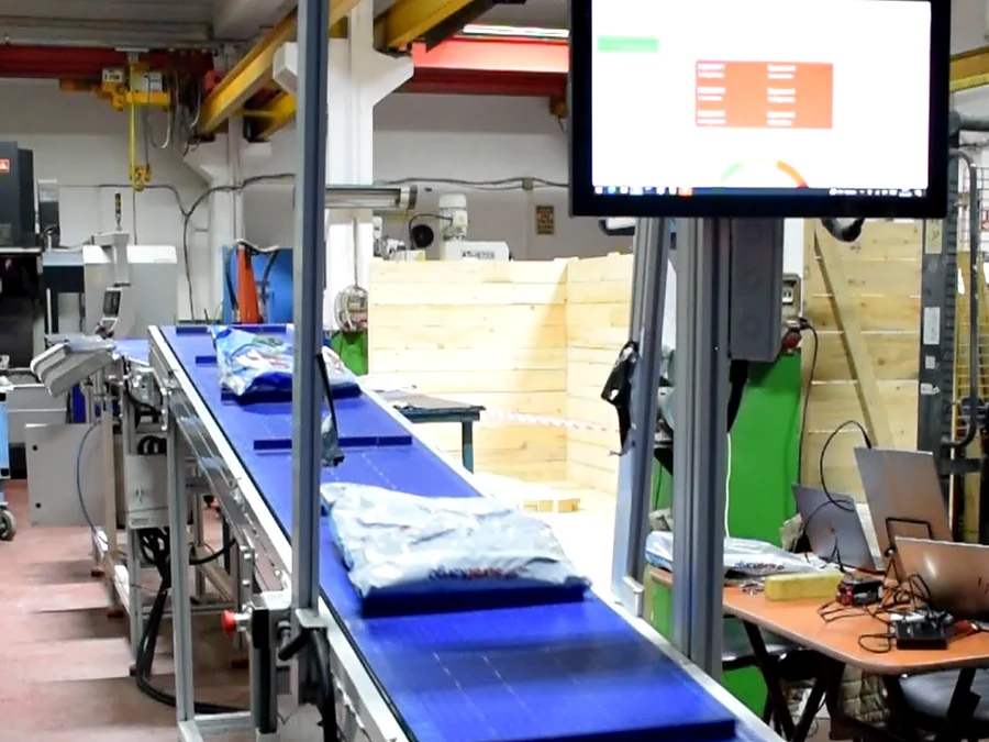 Overview of the parcel sorter trial conveyor and operator screen